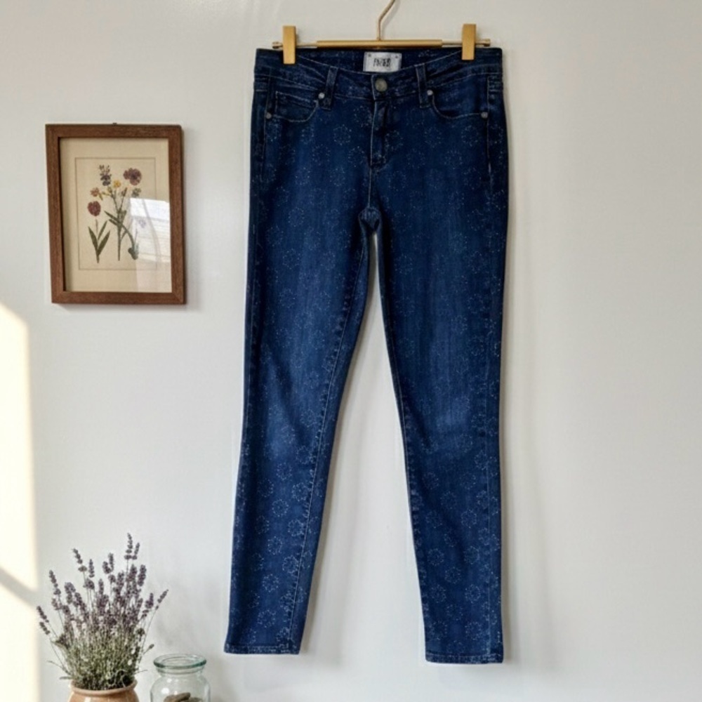 PAIGE| Dark Blue ‘Bandanna’ Print Denim Ankle Skinny Straight Leg Jeans Sz 27